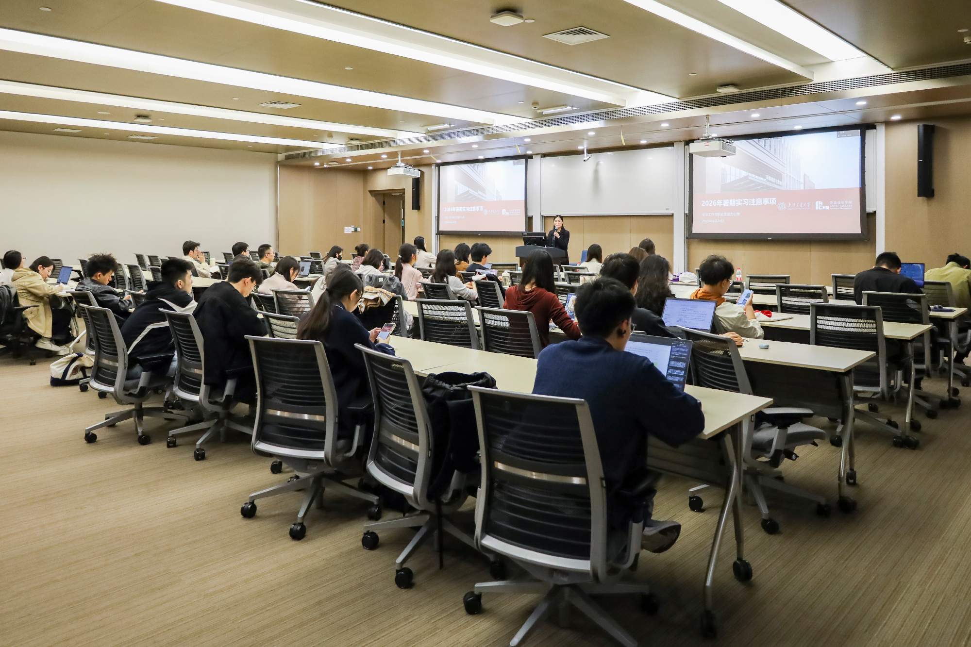 Slider-1
